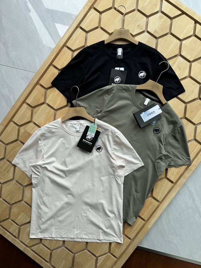 A must-have for summer travel! Mammoth glued quick-drying short-sleeves are here