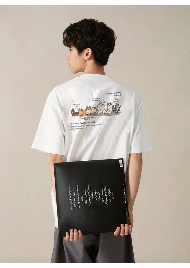 260G Heavy Cotton Adidas Originals Clover Ad Cats Sitting in a Row Short Sleeve