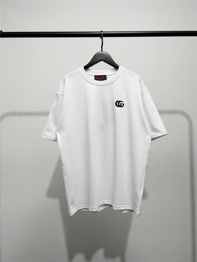 High version, very good quality! Gucci Gucci double G logo embroidered on the ch