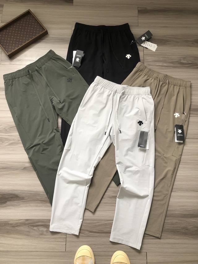 Descente 4-color 3D logo offset printing men's and women's sun-proof moisture-ab