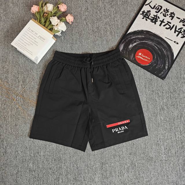 Prada triangle logo workwear pocket functional shorts Fabric: Customized three-p