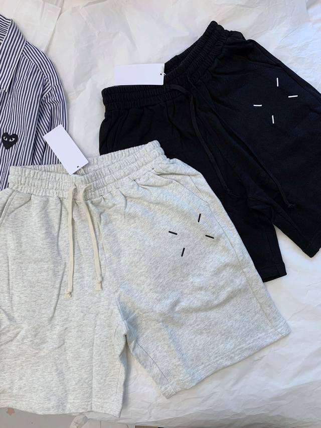 25 Summer models are on sale. New arrivals. . Top version. Maison Margiela Mm6.