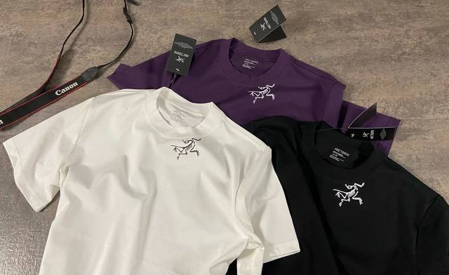 New arrival! Arc'teryx collar bird tricolor couple short-sleeved T-shirt! Loose