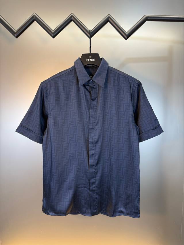 can be matched with the same style of shorts Counter-standard