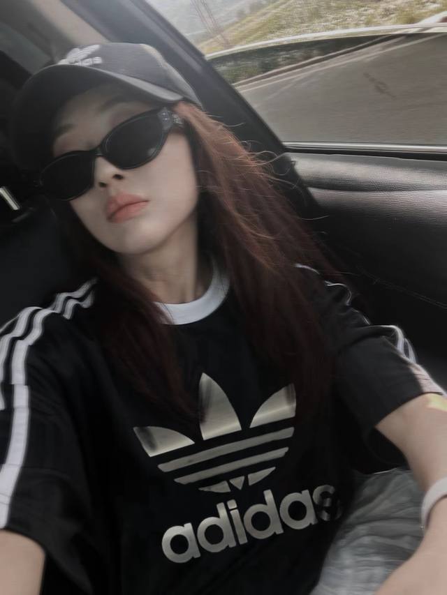 Black is really not too advanced : Cold white skin filter is fully pulled ~
