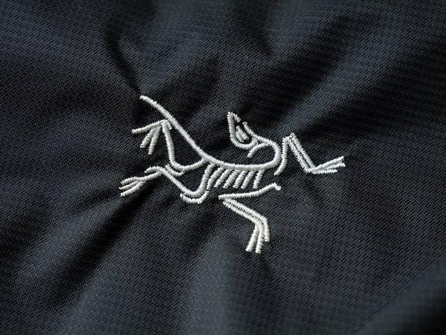 Detailed photos, top quality