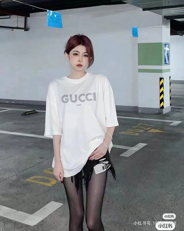 Top replica Gucci sketch letter Logo simple print round neck short-sleeved T-shi