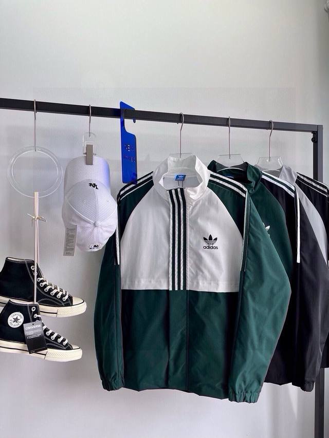 Trefoil stand collar colorblock jacket Adidas three-bar stand collar colorblock
