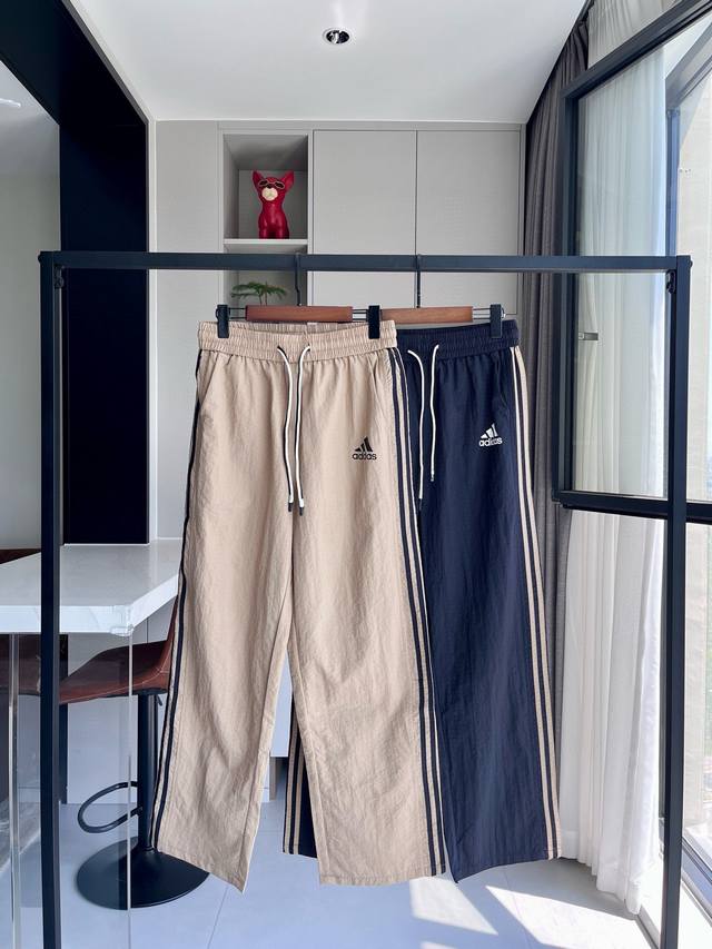 Adidas three-bar sports straight pants Adidas three-bar breathable quick-drying