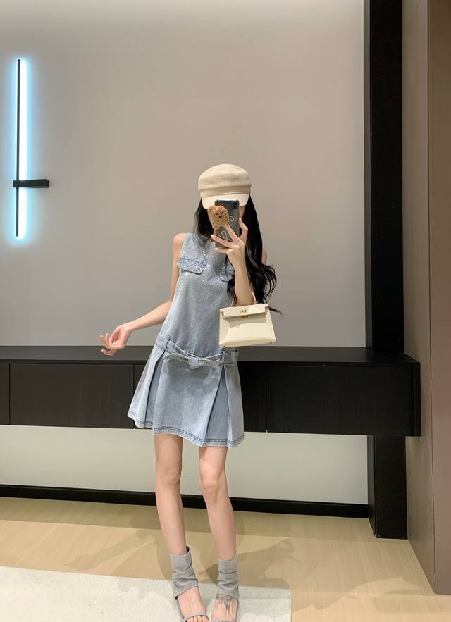 New arrival Chane* Chanel 25Ss new summer Chanel denim vest skirt Heavy Chanel h