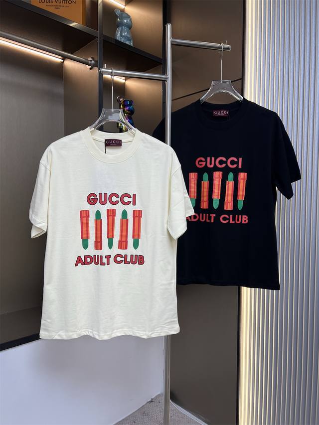 Gucci 2025Ss new lipstick print couple casual short-sleeved T-shirt The highest