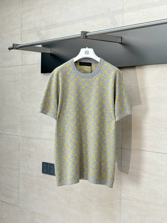 Lv* Louis 25Ss new gold monogram jacquard wool short sleeves This round neck swe