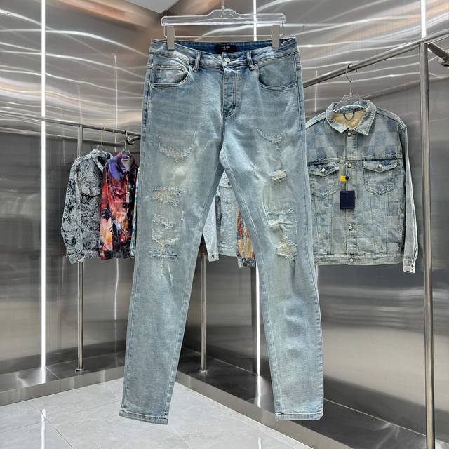 Amiri ripped street style slim-fitting skinny stretch jeans Color: blue Size: 30