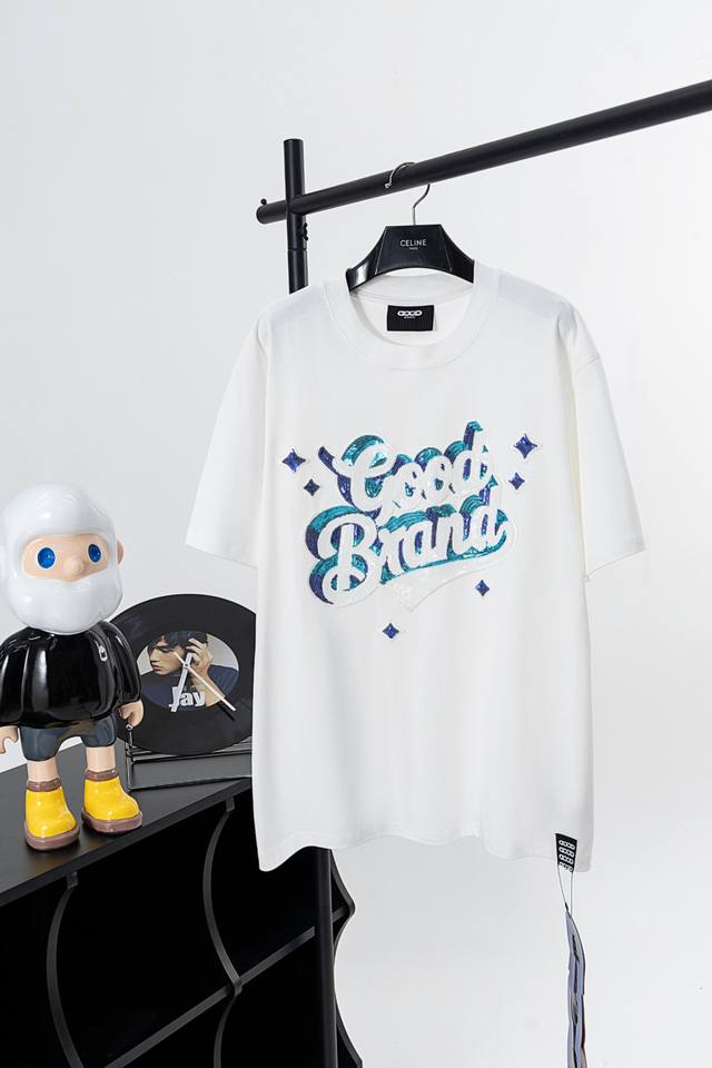 Style No. Gd06 Goodband New 3D Star Dotted Sequin Embroidery Short Sleeve T-shir