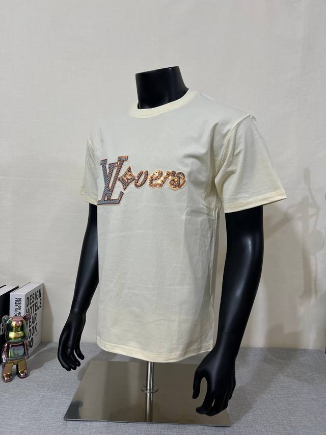 Louis Vuitton*Louis Vuitton 2025Ss beaded embroidered letter short-sleeved T-shi