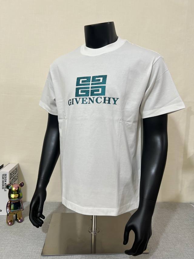 Givench* Givenchy 2025 new limited edition snake-shaped scales and reflective le