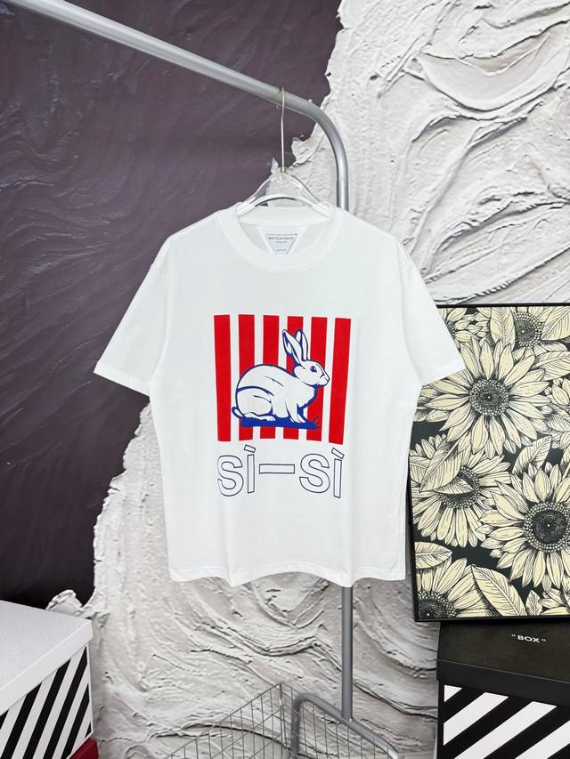 Style number Aa7080 Bv white rabbit offset short sleeves Same style as Bottega V