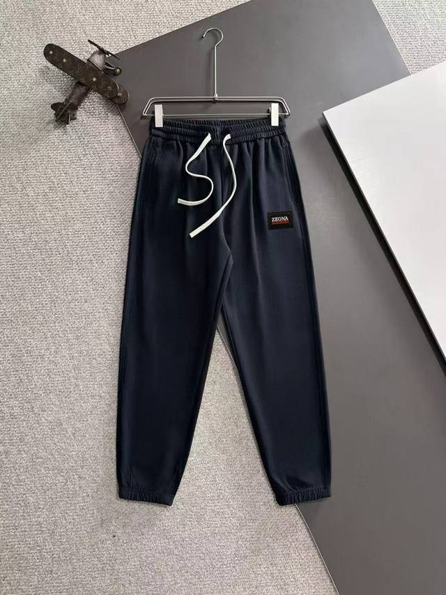 Zegna's top-quality 2025 spring and summer new casual pants! Brand classic logo