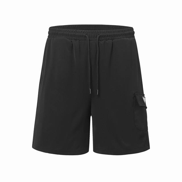 Prada new spring and summer black classic casual metal shorts Elastic waist draw