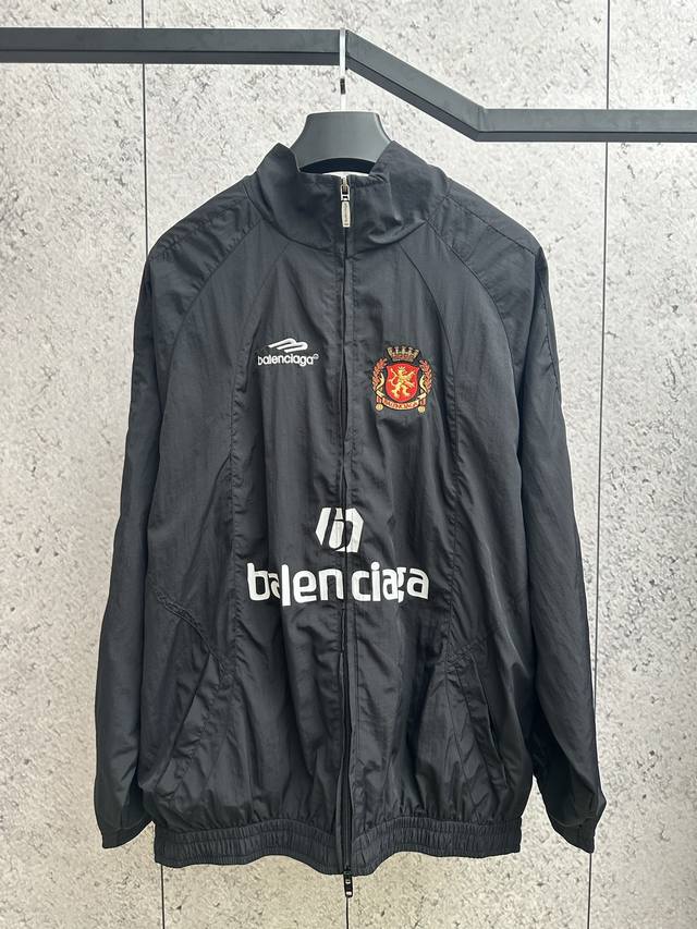 BalenciagaحBalenciaga 24Ss joint Manchester United football sports suit High sta