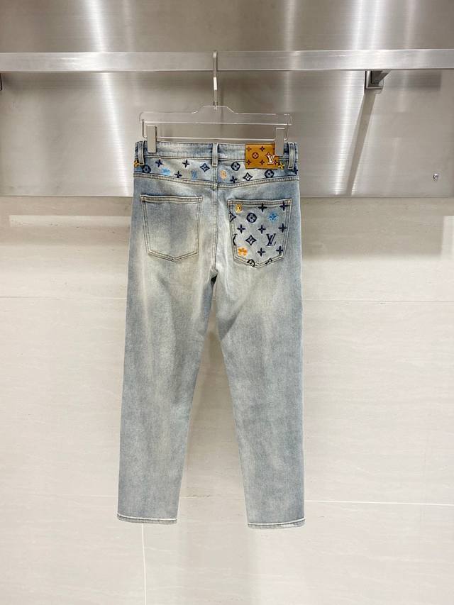 Washed blue slim jeans, 2025 spring new Lv old flower logo embroidered suede lea