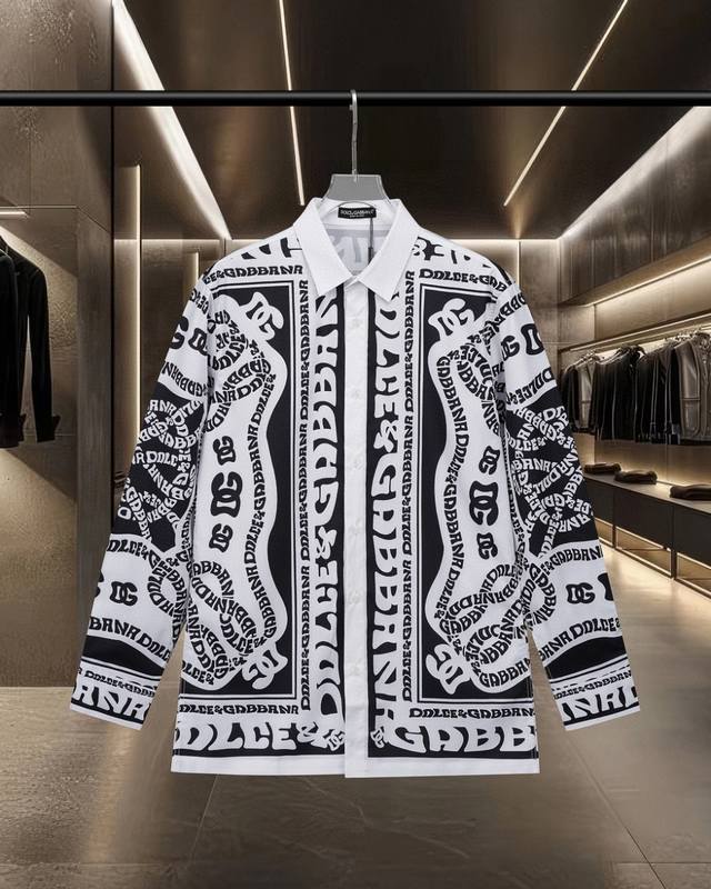 Dg Dolce & Gabbana's hot-selling Majolica black and white color matching letter