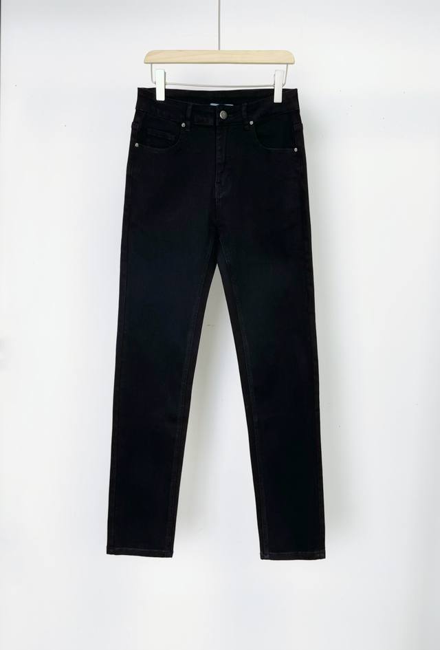 Style No. Cc555 Prada autumn and winter jeans! The latest original hot-selling m