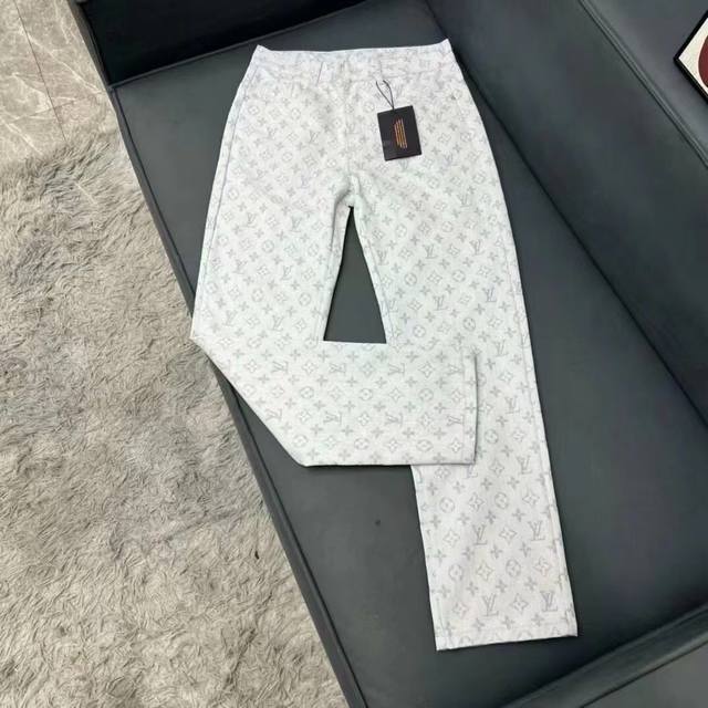 Style No. Cc685 Lv Louis Vuitton's latest printed super soft jeans Lv's top-grad