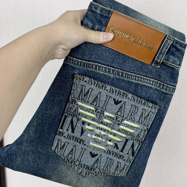 Style No. Cc691 New autumn and winter classic versatile Amani jeans The back poc
