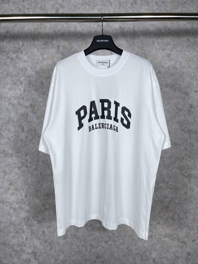 Real photos of the top version. Official website quality Balenci*Ga Paris. Front