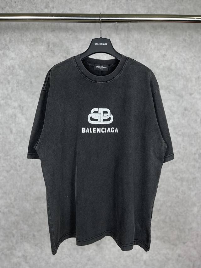 Real photos of the top version. Official quality Balenci*Ga Paris Balenci*Ga# Cl
