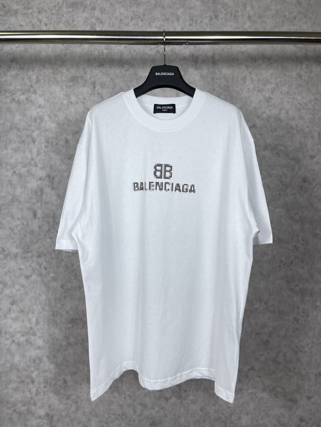 Real shot top version. Official quality Balenci*Ga Paris. Classic style. Balenci