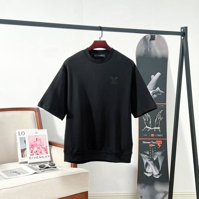 Louis Vuitton Lv circle hot-drilling embroidered short-sleeved T-shirt Imported