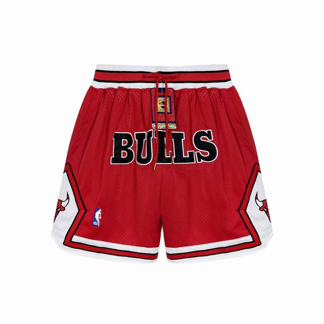 Style No. K09 White background details Chicago Bulls embroidered shorts basketba