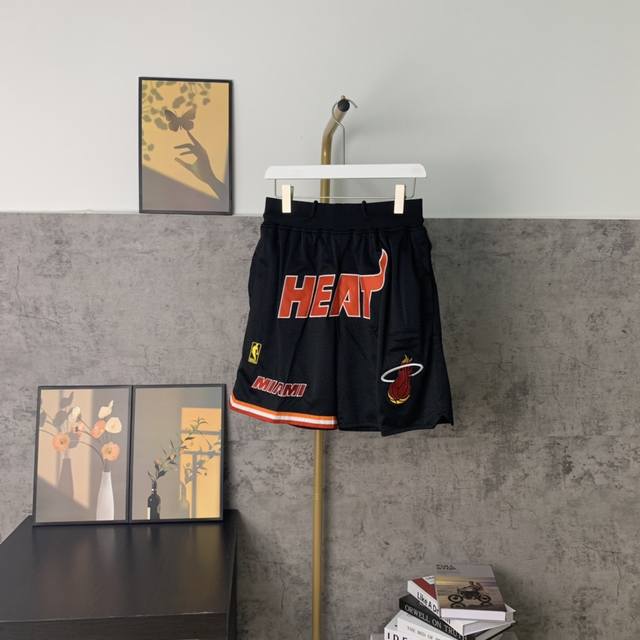 Style No. K02 Top embroidery version Hanging picture Just Don Nba Miami Heat Tea