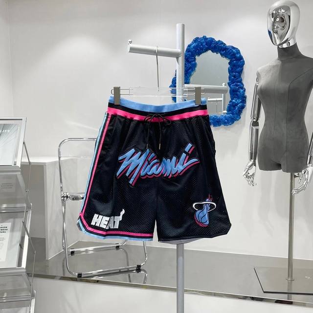 Model number: K12 Nba Heat Wade City Edition Dense Embroidered Street Basketball