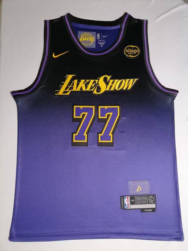 Style number: S63 Top embroidery version Nba Lakers 25th season No. 77. Doncic C