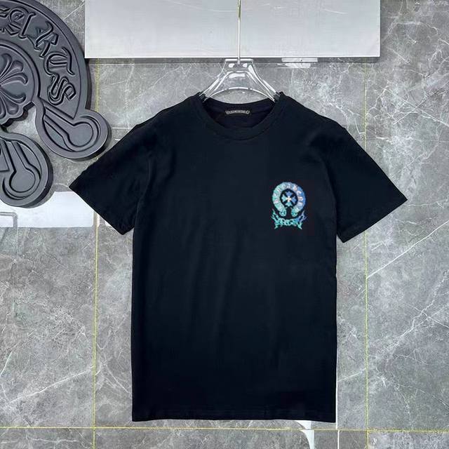 Style No. Ys12 Trendy Chrome Heart Horseshoe Flower Black and White Short Sleeve