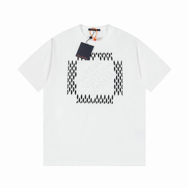 Lv Louis early spring beaded embroidery new short-sleeved T-shirt, high-quality