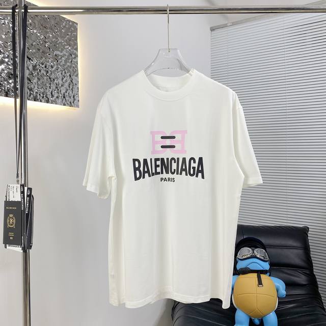 High quality Balenciag*Paris 25Ss new short-sleeved T-shirt The fabric is made o