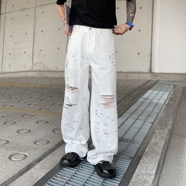 New trendy loose straight white washed ripped jeans