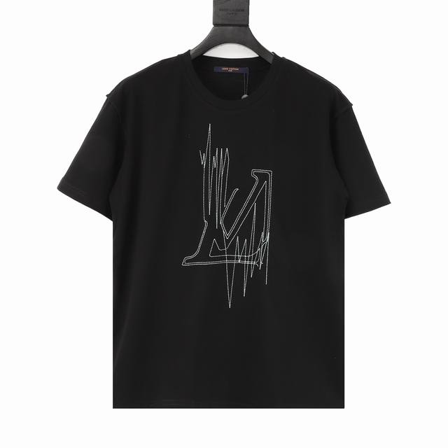 Style No. Y351 Louis Vuitton line chart embroidery round neck short sleeves Pure