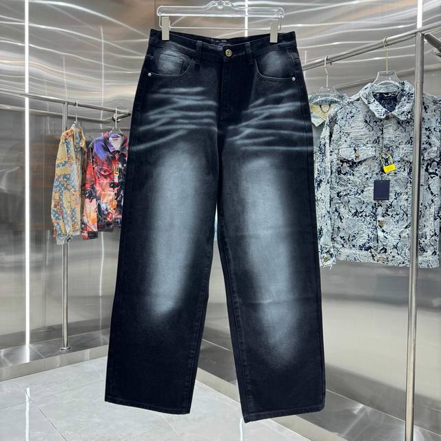 Lv Louis 25 new graffiti direct-spray jeans! Specific latest brand leather label