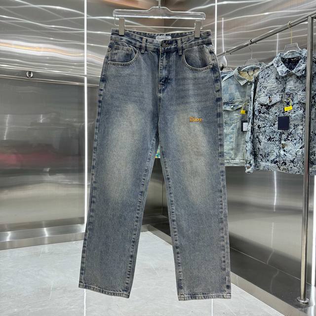 Dior 25 new back pocket letter logo jeans! Specific latest brand leather label h