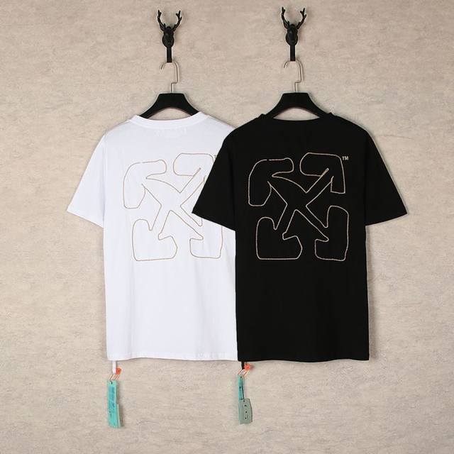 1281- Black White SML Xl I am amazed by this embroidered arrow T-shirt! Off Whit