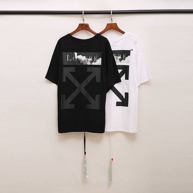 Black and White SML Xl These two Off White T-shirts are a collision of classic a