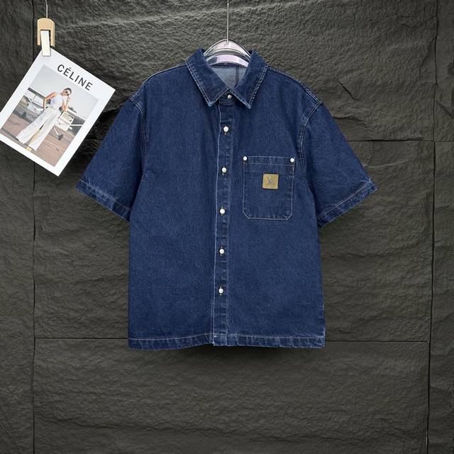2025 new style denim short-sleeved shirt with pocket leather label and pearl but
