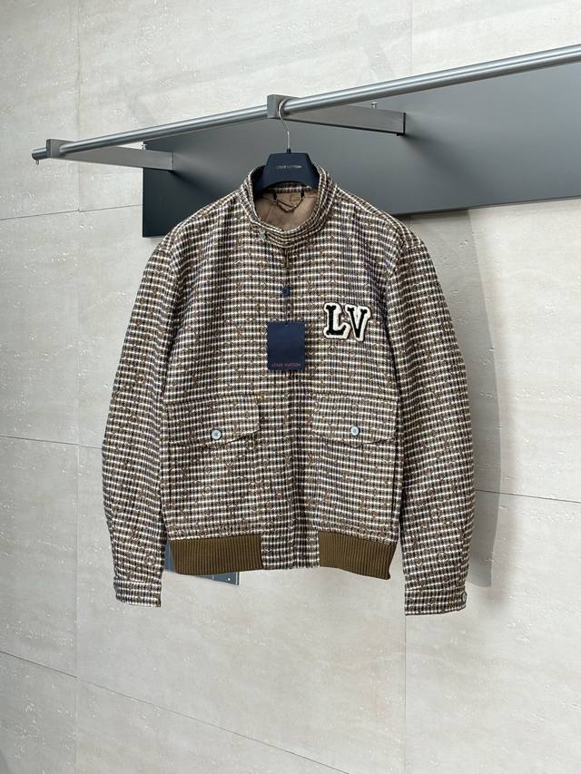 Lv* Louis 25 new houndstooth catwalk beaded embroidered baseball jacket The grey