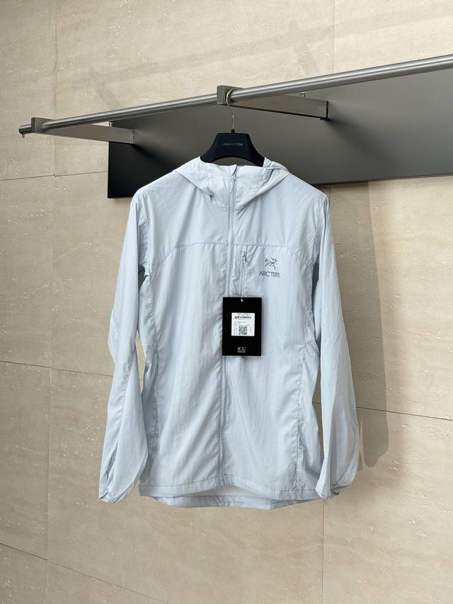 Arc'Tery* Arc'teryx Outdoor Sun Protection Thin Jacket is a high-performance jac