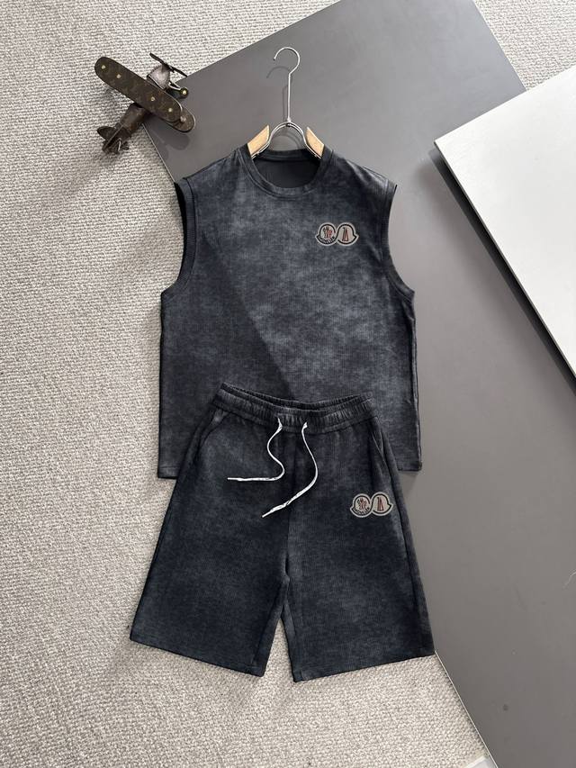 High-quality Moncler 2025 new summer casual suits are shipped the next day, with